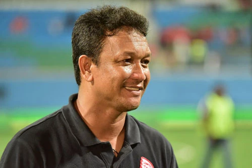 HLV Fandi Ahmad. Ảnh: FourFourTwo.