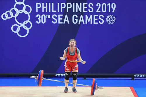 Lực sĩ giành HCV SEA Games 30 cho đoàn TTVN từng khóc vì phải tập luyện xa nhà