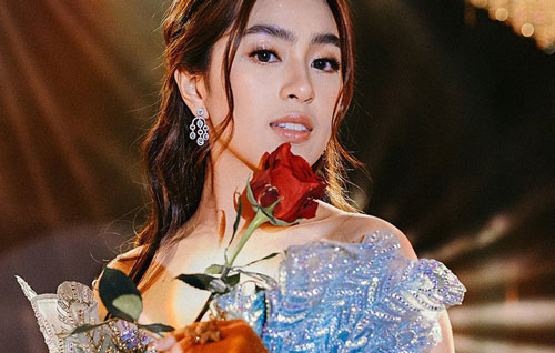 Nàng tiểu thư siêu giàu châu Á, người có bữa tiệc sinh nhật đang gây chấn động mạng xã hội là ai?