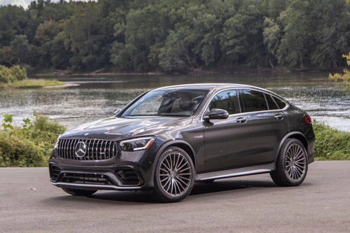 =8. Mercedes-AMG GLC 63 S Coupe (vận tốc tối đa: 280 km/h).