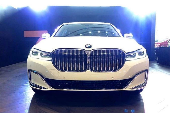 BMW 7-Series 2020.