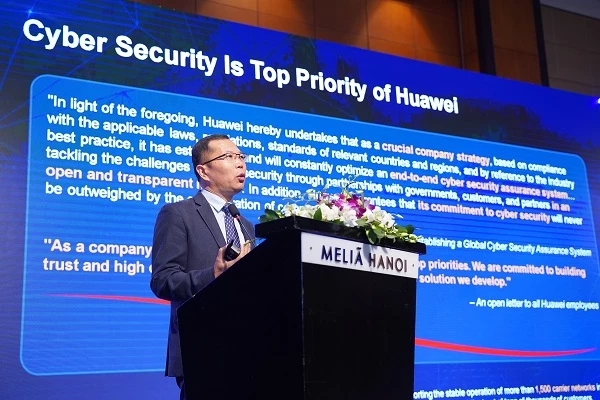 Ông Jeff Nan, chuyên gia cao cấp về an ninh mạng và bảo vệ quyền riêng tư của Huawei.