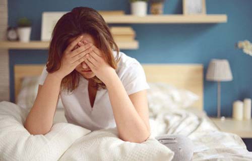 Phát hiện bí mật động trời chồng giấu tôi sau chuyến công tác