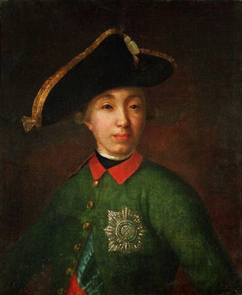 Trong lịch sử nước Nga, Sa hoàng Pyotr III (1728-1762) được coi là vị Sa hoàng có thời gian cai trị ngắn nhất, và cũng là một trong những Sa hoàng có số phận bi thảm nhất. Ở ngôi từ ngày 5/1 - 9/7/1762, Pyotr III cai trị toàn bộ lãnh thổ đế quốc Nga trong 185 ngày.