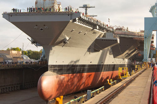 Mỹ lắp tàu sân bay 12 tỷ USD như… "xếp hình", quyết giảm giá, tăng tốc!