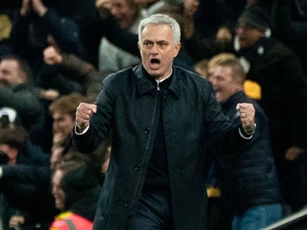 Mourinho có thể lập cột mốc đặc biệt nếu cùng Tottenham thắng M.U