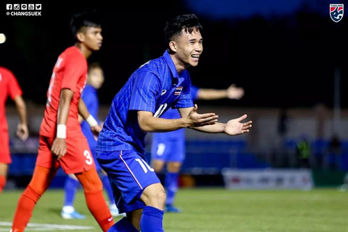 Sao Thái Lan: "Tôi đã sẵn sàng xé lưới U22 Việt Nam"