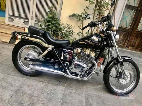 Xe máy Honda 34 năm tuổi giá 220 triệu ở Hà Nội