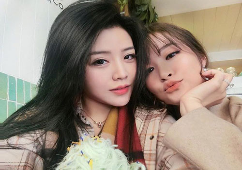 4 cặp chị dâu em chồng sao Việt thân thiết, giống nhau đến kỳ lạ