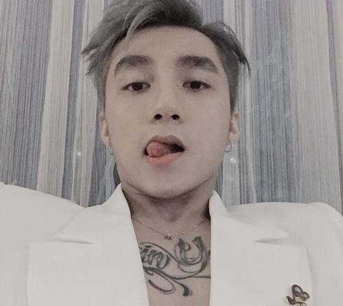 Ngoài hình xăm ngực, Sơn Tùng MTP "dính mực" ở vị trí "hiểm"