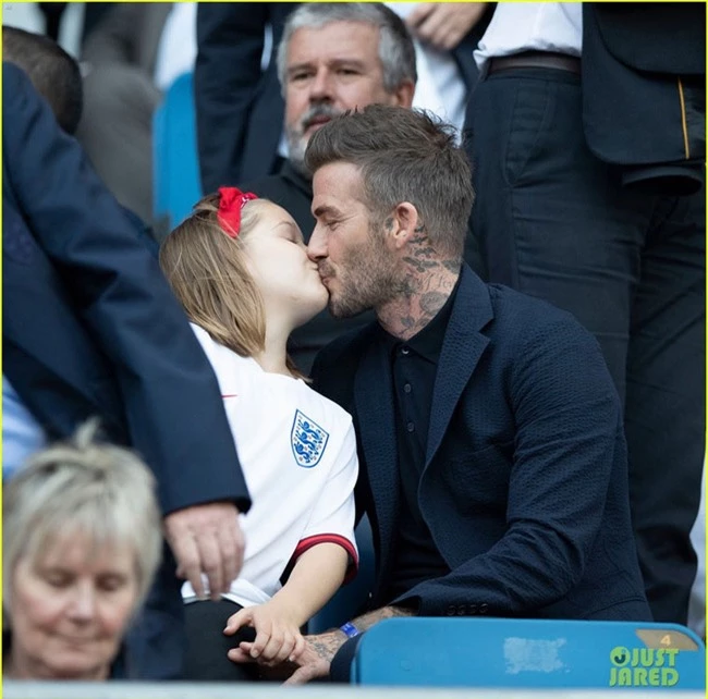 Những lần David Beckham bị chỉ trích vì hôn môi con gái, nhưng cách anh đáp trả khiến nhiều người phải suy nghĩ - Ảnh 6.