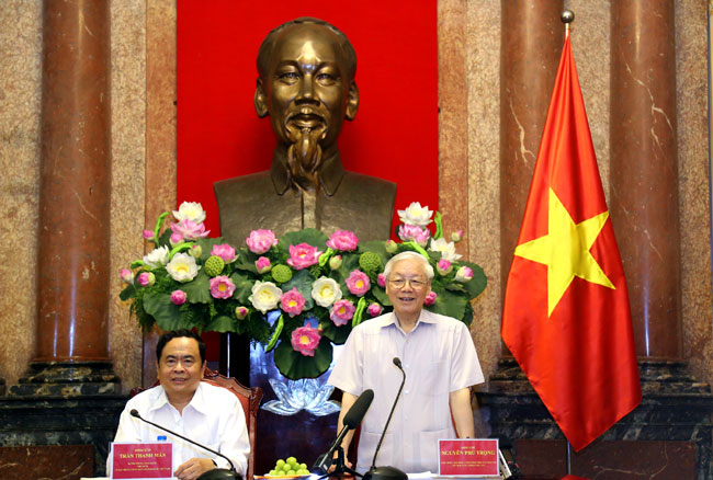 Chung sức, chung lòng tập hợp khối đại đoàn kết toàn dân tộc 