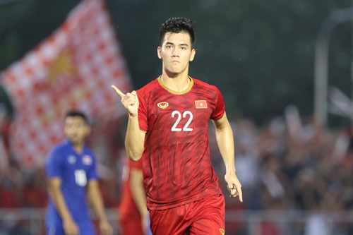 CLIP: Tiến Linh lập cú đúp, U22 Việt Nam gặp U22 Campuchia ở bán kết
