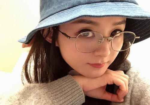 Triệu Lệ Dĩnh khoe nhan sắc “hack” tuổi sau thời gian bị chê già nua, xuống sắc