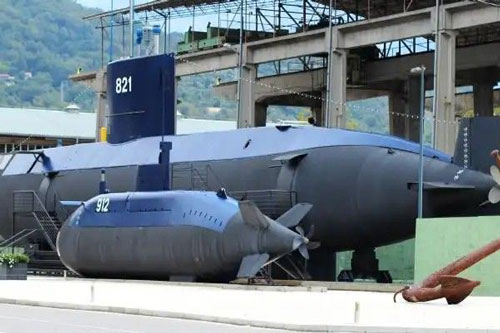 Báo quốc tế bất ngờ với tàu ngầm tấn công chỉ 100 tấn của Việt Nam