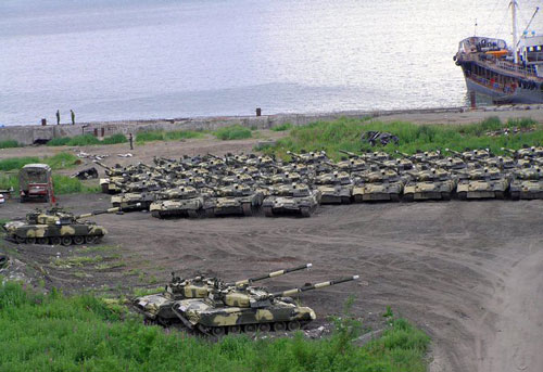 Giật mình: Siêu tăng đắt nhất của Liên Xô tới nay đã 35 năm tuổi