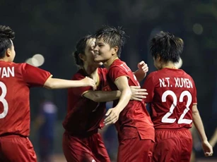 CLIP: Hạ Philippines 2-0, đội tuyển nữ Việt Nam tái ngộ Thái Lan ở chung kết