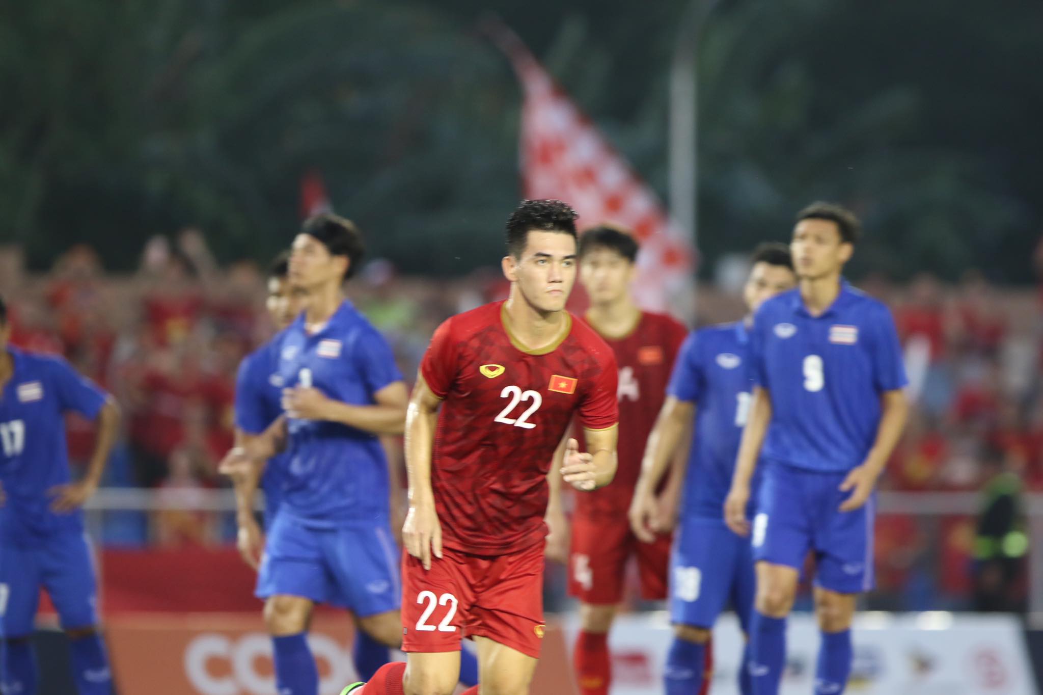 CLIP: Tiến Linh quân bình tỷ số cho U22 Việt Nam, hoàn tất cú đúp