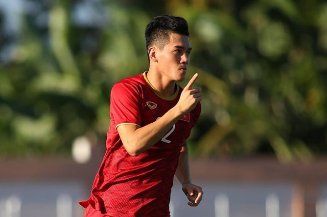 CLIP: Tiến Linh đánh đầu tung lưới U22 Thái Lan, rút ngắn tỷ số cho U22 Việt Nam
