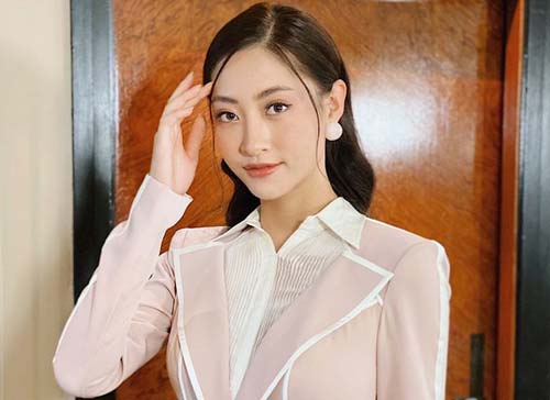 Lương Thùy Linh nhận được nhiều lời khen của đương kim Hoa hậu Thế giới Vanessa