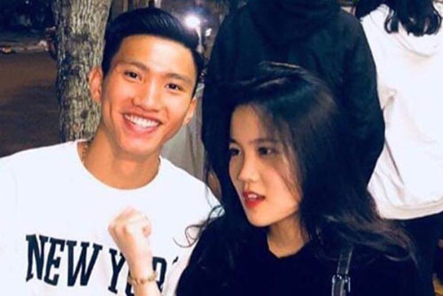 Đoàn Văn Hậu có bạn gái bay sang tận Philippines để cổ vũ, tình như này ai dám bảo đã chia tay?