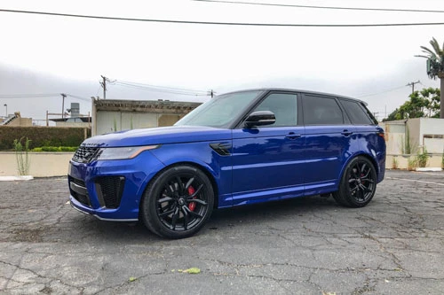 1. Range Rover Sport SVR.