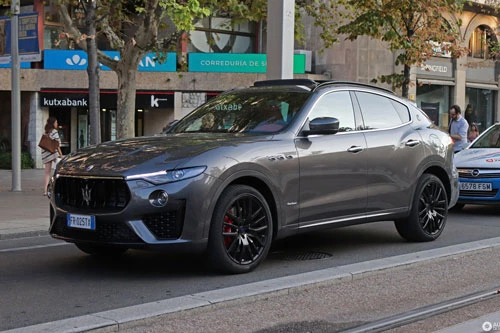 10. Maserati Levante S GranSport.