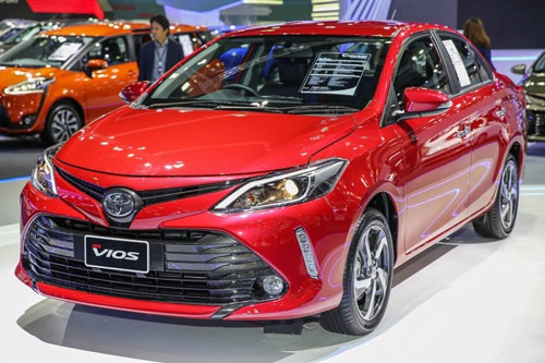 Loạt xe Toyota giảm giá mạnh đầu tháng 12: Cao nhất 155 triệu