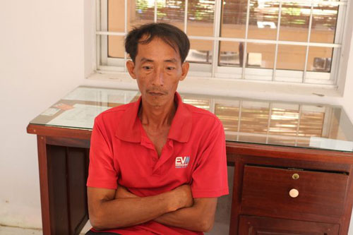 Trà Vinh: Nghi án anh tử vong khi bị em trai trói bằng dây xích