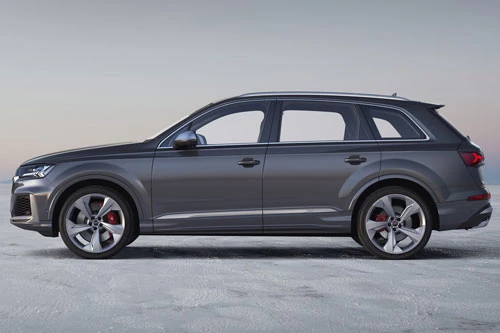 5. Audi SQ7.