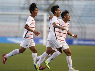 U22 Campuchia tập kín, tuyên bố giành HCV SEA Games 30
