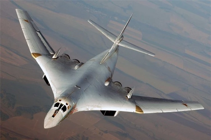 Thien Nga Trang Tu-160M2 dau tien cua Nga ra lo, NATO “het hon”-Hinh-11