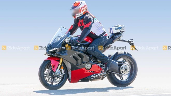 Ducati V4 Superleggera.