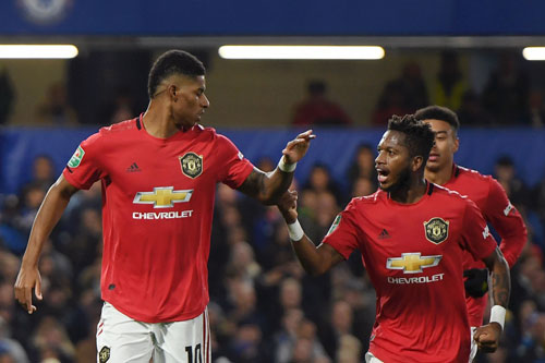 Đội hình tiêu biểu vòng 15 Premier League: Rashford, Fred góp mặt