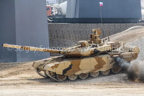 Kể từ tháng 4/2019, hợp đồng cung cấp đi kèm chuyển giao công nghệ sản xuất 464 xe tăng chiến đấu chủ lực T-90MS cho Ấn Độ đã bị Nga tăng từ mức 1,9 tỷ USD lên thành 2,8 tỷ USD, và mới đây nhất là 3,12 tỷ USD.