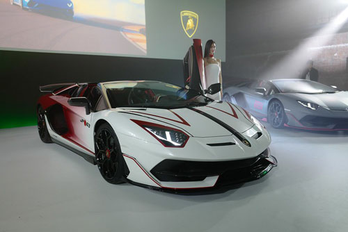 Chi tiết Lamborghini SVJ Roadster phiên bản đặc biệt tại Nhật Bản