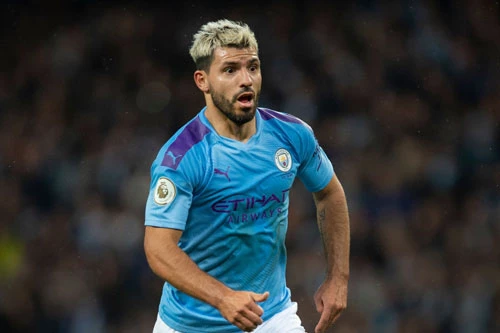 Tiền đạo: Sergio Aguero (Man City).