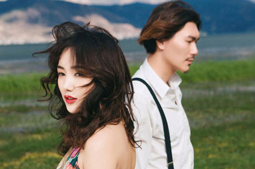 Vật lạ rơi từ ví chồng trông đêm tân hôn tố cáo điều kinh khủng