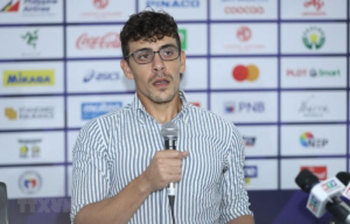 HLV U22 Campuchia: "U22 Việt Nam quá lợi hại ở bóng bổng"