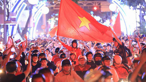 Giá trị bóng đá từ cảm hứng thầy Park