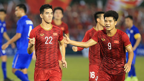 U22 Việt Nam vs U22 Campuchia: Văn Toản bắt chính, Chinh - Linh song hành