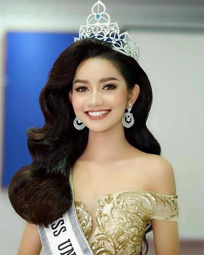3 nu than sac dep campuchia: co nguoi bi cam dien vi phong cach ho henh hinh anh 8