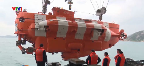 Hải quân Việt Nam và Nga luyện tập công tác cứu hộ tàu ngầm