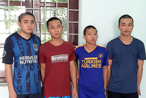 Long An: Khởi tố 9 đối tượng mang vũ khí đi thu tiền bảo kê tại các quán cà phê