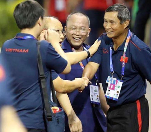 HLV Park Hang Seo mang lại vận son cho đội tuyển nữ Việt Nam