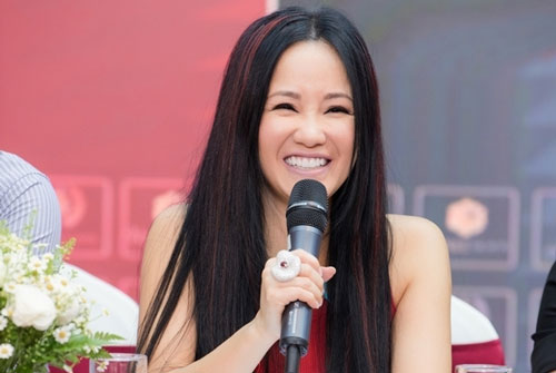 Hồng Nhung: Niềm vui của tôi giờ là hai em bé và âm nhạc