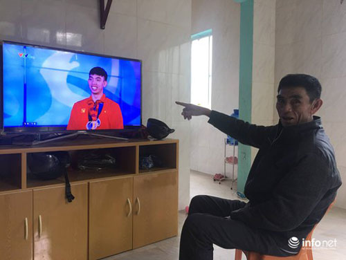 Tuổi thơ “kình ngư” Huy Hoàng bên sông Gianh và kỳ tích khiến mẹ không dám xem tivi