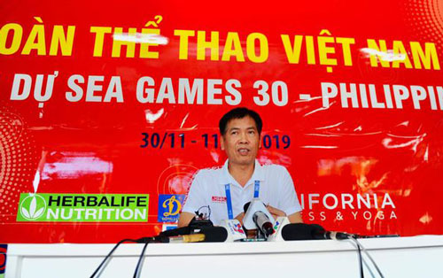 Trưởng đoàn Trần Đức Phấn: “Cả nước chờ đợi tấm HCV SEA Games của U22 Việt Nam”
