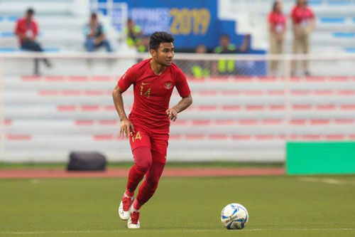 Chờ quyết đấu U22 Việt Nam, Indonesia tập từ sáng sớm