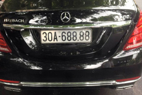 Nữ doanh nhân bí ẩn sở hữu siêu xe Maybach S600 biển 30A68888